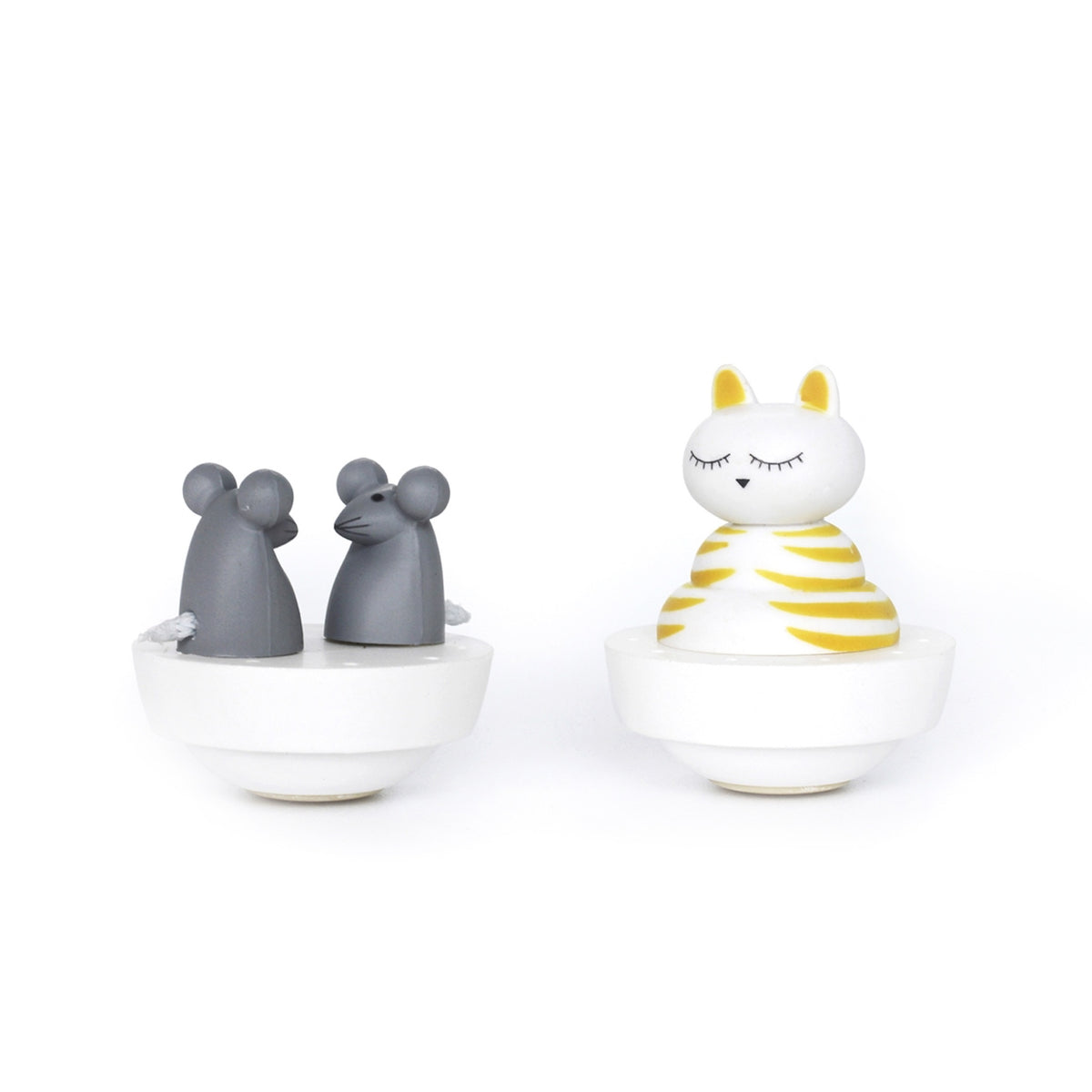 Boîte à musique Dancing Chat & Souris en bois — Trousselier — Chat & Souris — les deux figurines aimantées hors de la boîte 3 | Appart 17 Bruxelles