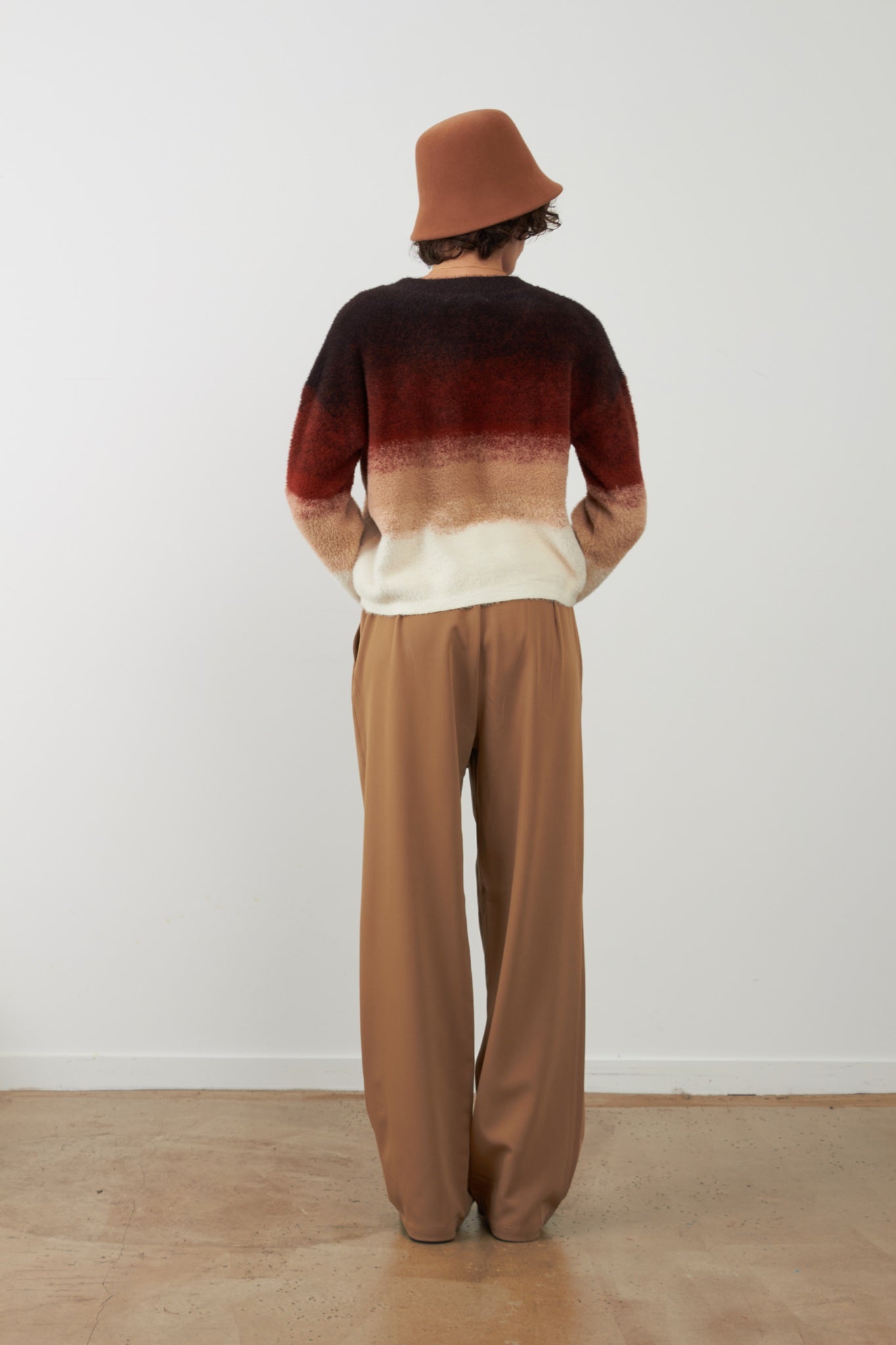 JOSEPHA Pull en maille nylon — Chocolat — vue 4