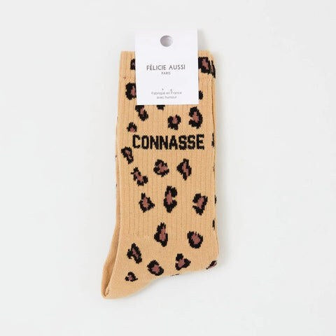 Chaussettes « Connasse » — Félicie Aussi — Léopard sable — photo produit | Appart 17 Bruxelles