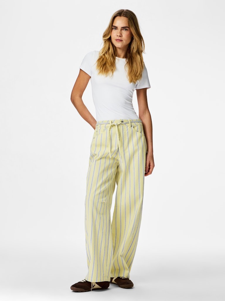 PCBILLO Jeans Barre Fit Denim — Pieces — zoom matière | Appart 17