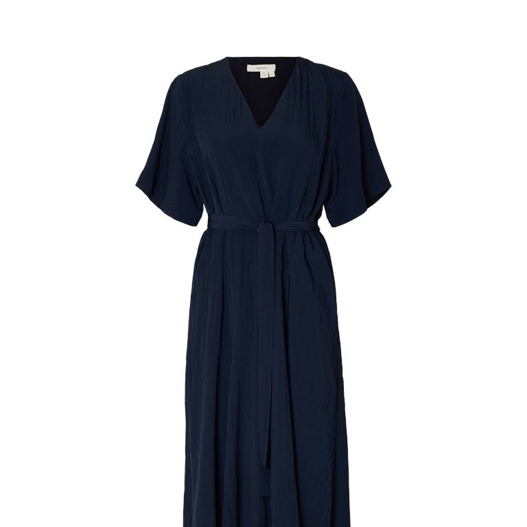 SLFIONA Robe Femme ÉcoViscose V-Neck — SELECTED FEMME BLACK | Appart 17 Bruxelles