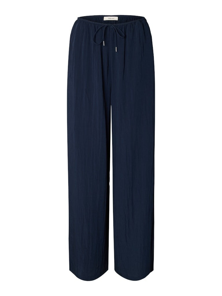 SLFIONA Pantalon Taille Haute ÉcoViscose — SELECTED FEMME BLACK | Appart 17 Bruxelles