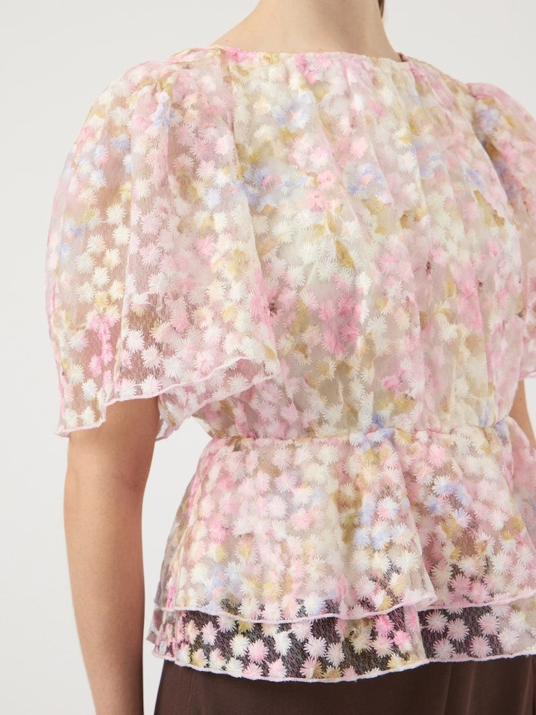 YASLEANNA Blouse Feminine Organza Matériau Écologique — YAS — porté | Appart 17