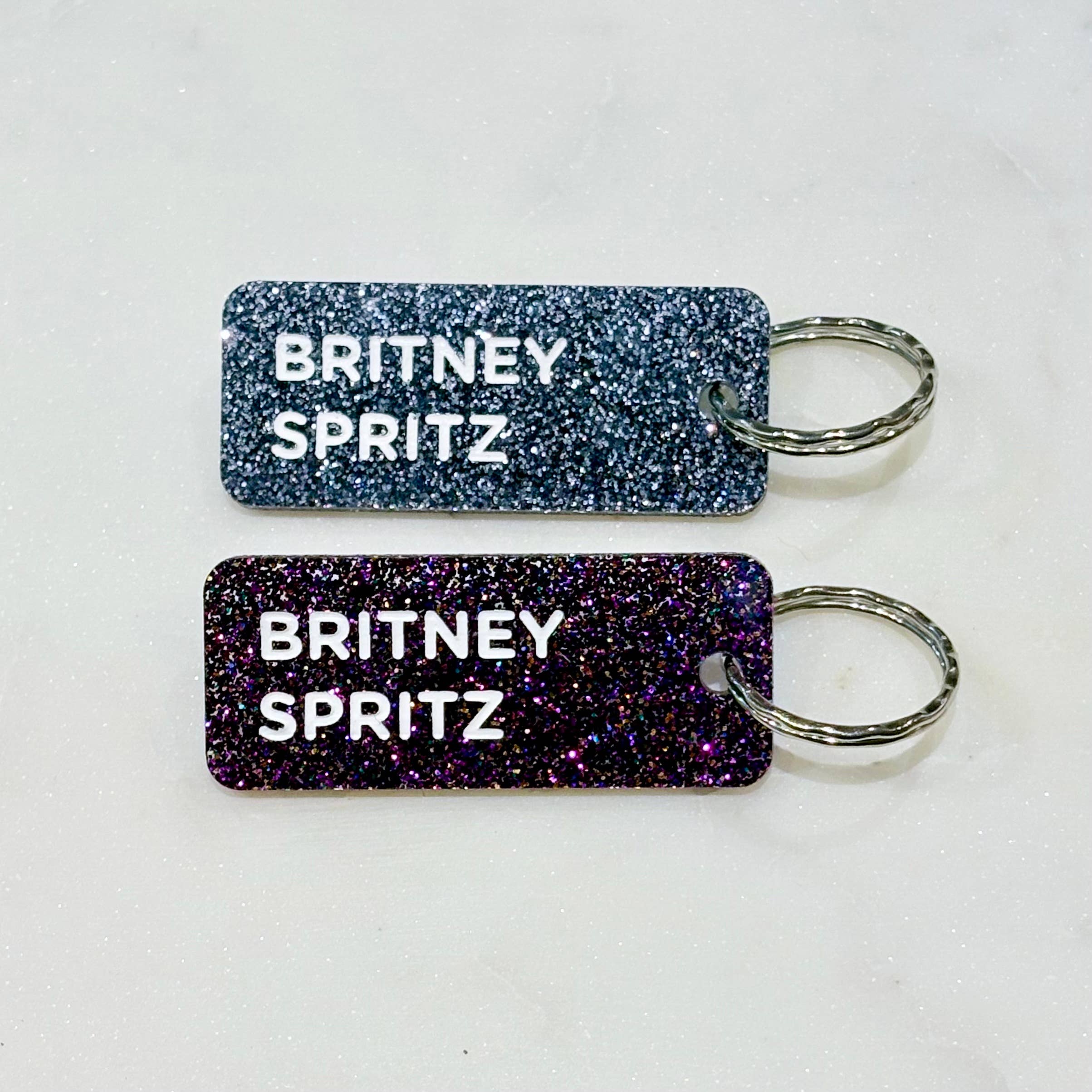 BRITNEY SPRITZ Porte-clés à paillettes Plus de Love: Noir — Appart 17 Bruxelles