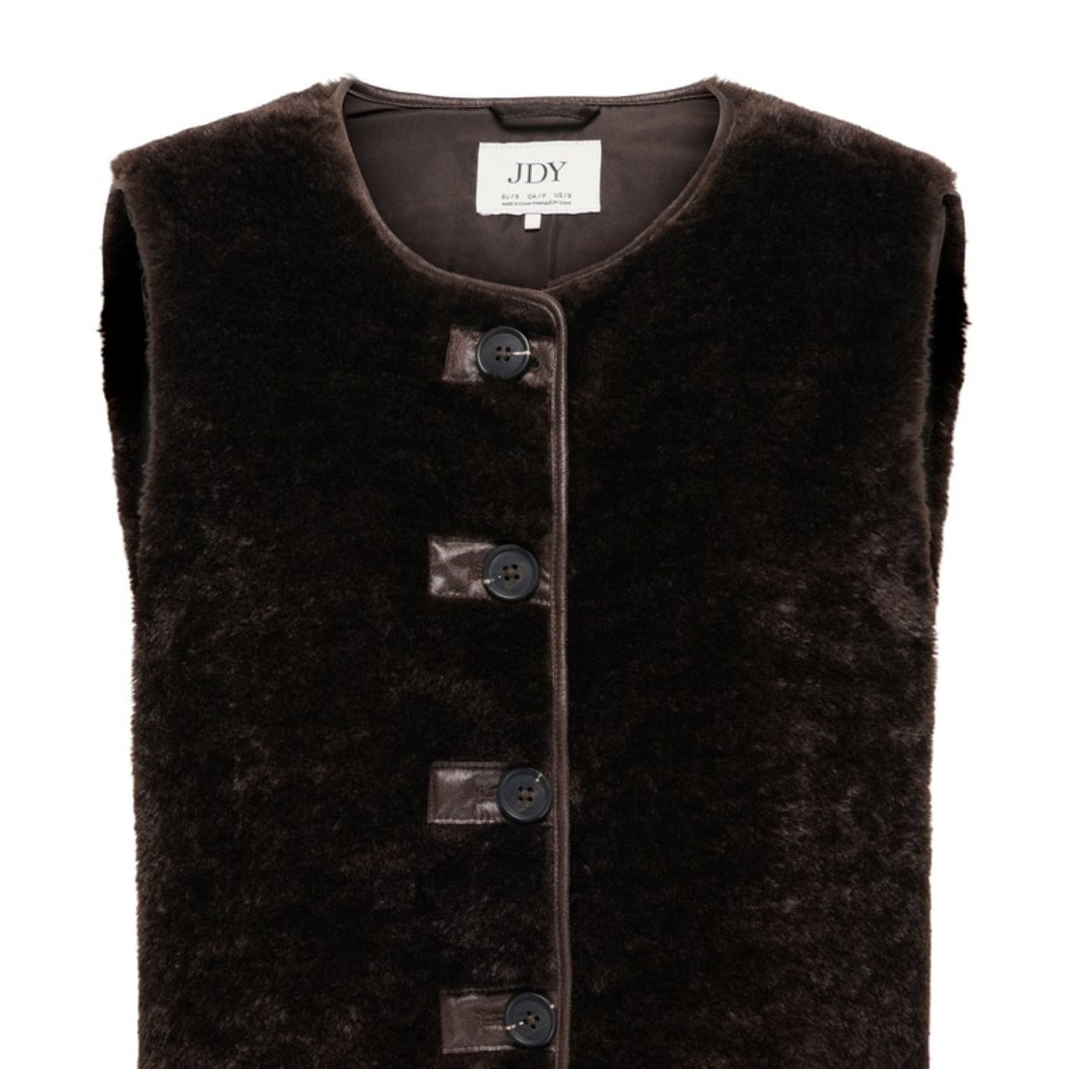 JDYASTA Gilet sans manches en fausse fourrure — JDY — Chocolate Torte — packshot | Appart 17 Bruxelles