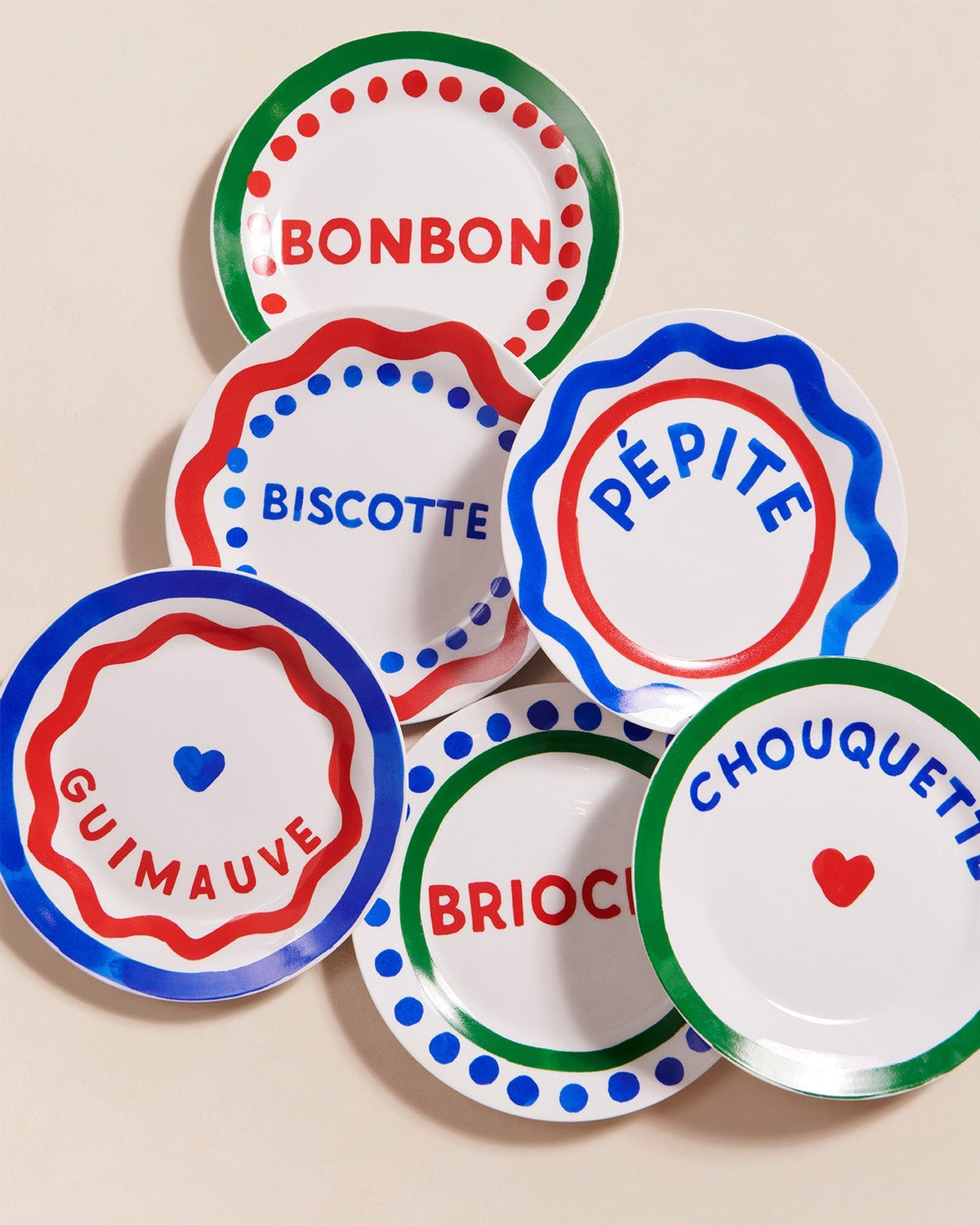L'assiette Brioche en porcelaine — Émoi Émoi — vue de dos | Appart 17