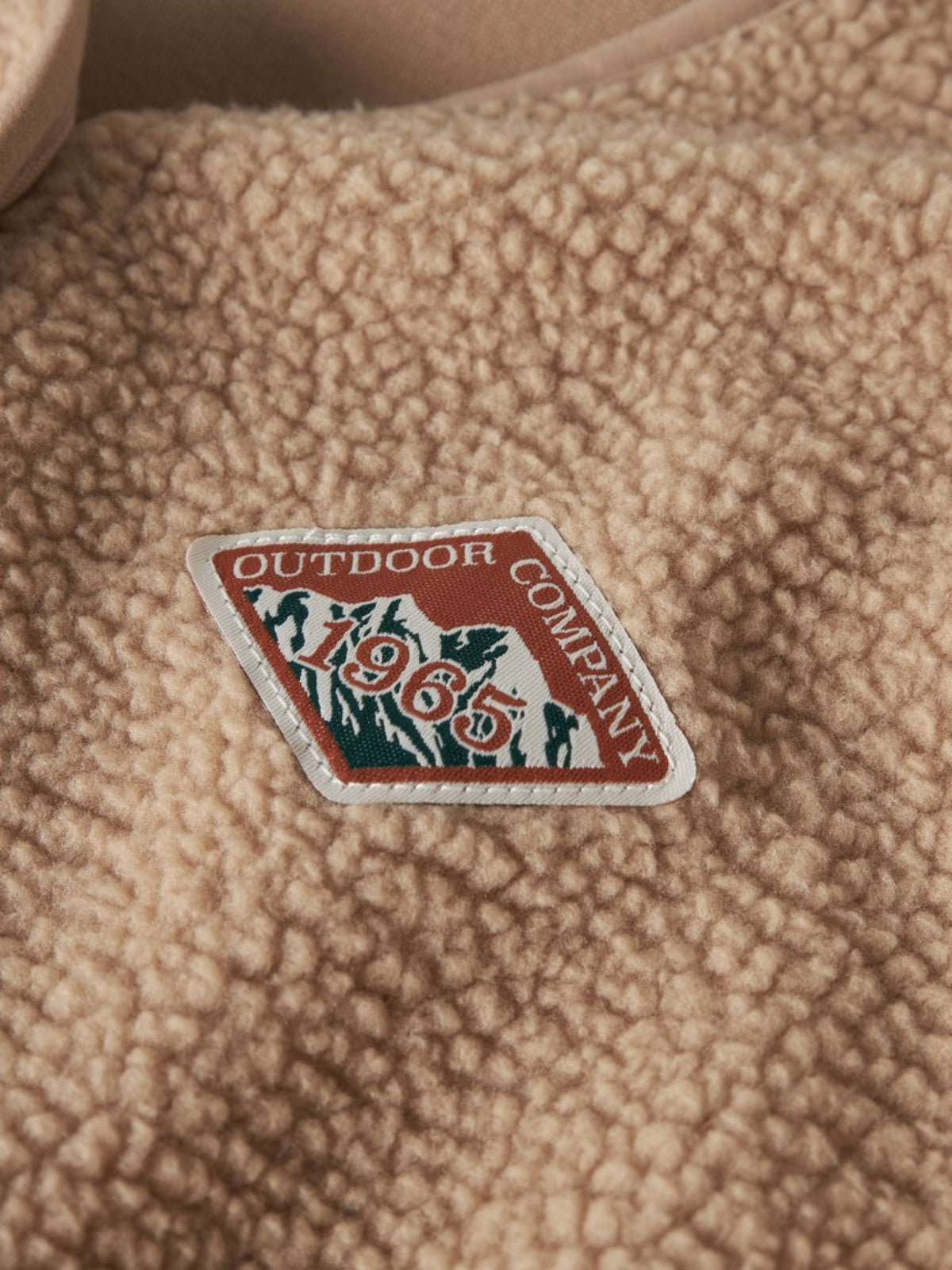 NKMOWE Gilet sans manches en teddy garçon — name it — Sesame — autre vue 2 | Appart 17 Bruxelles