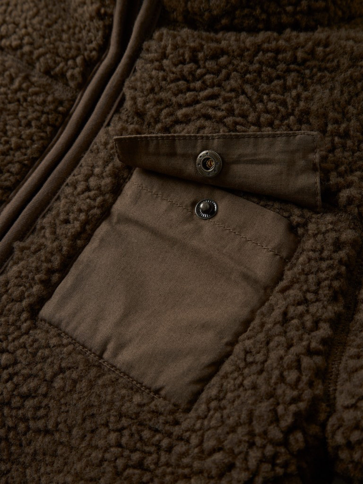 NMMNALO NIO Veste zippée en teddy garçon — Lil' Atelier — Dark Earth — autre vue 4 | Appart 17 Bruxelles