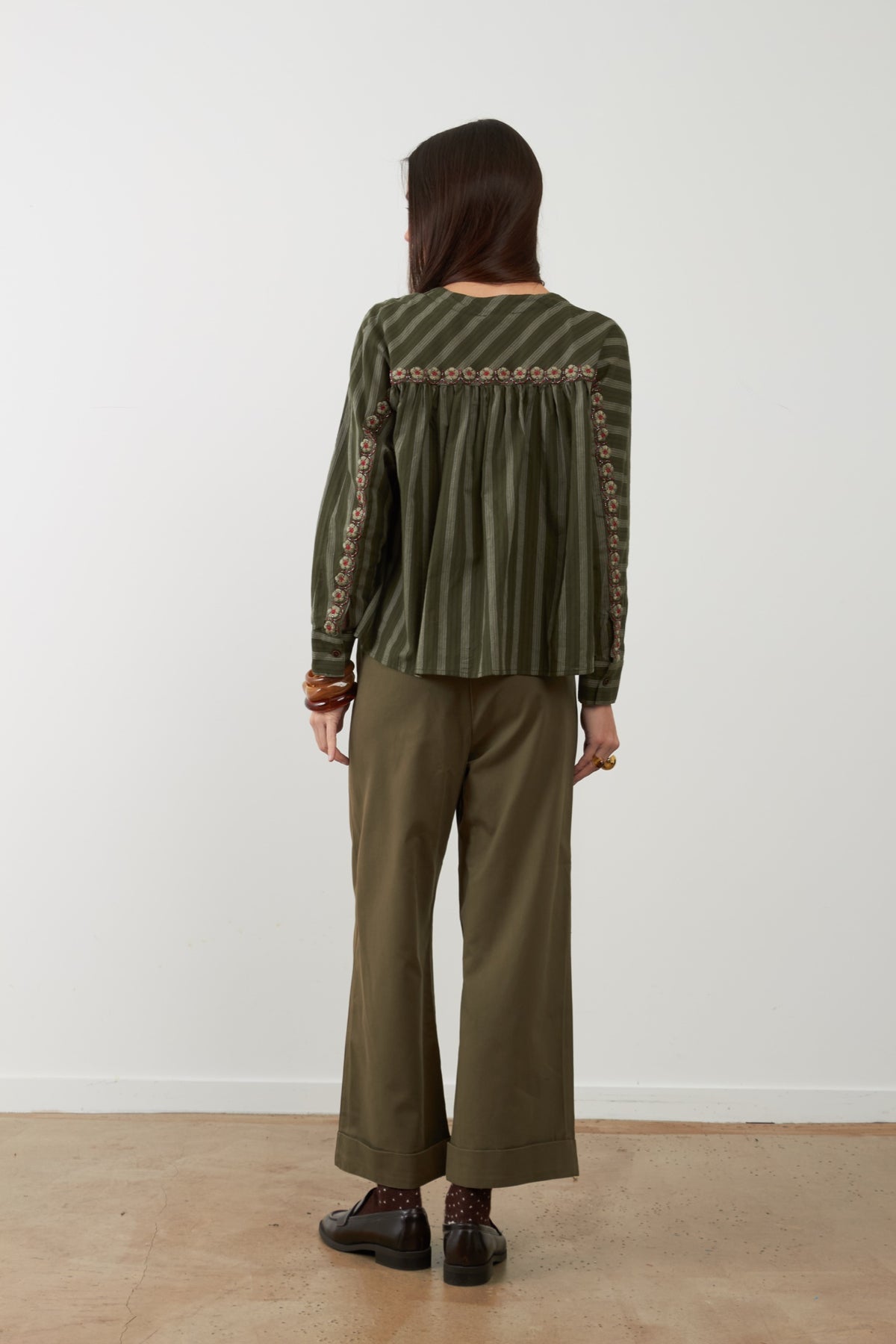 LAUGANE Pantalon en coton et viscose — Kaki — vue 4
