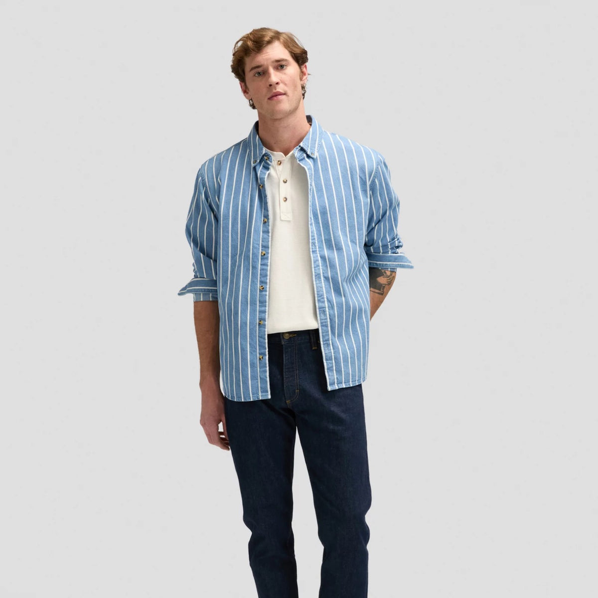 DAVID Jean regular tapered en denim selvedge 13,25 oz — Lee — Xion — porté | Appart 17 Bruxelles