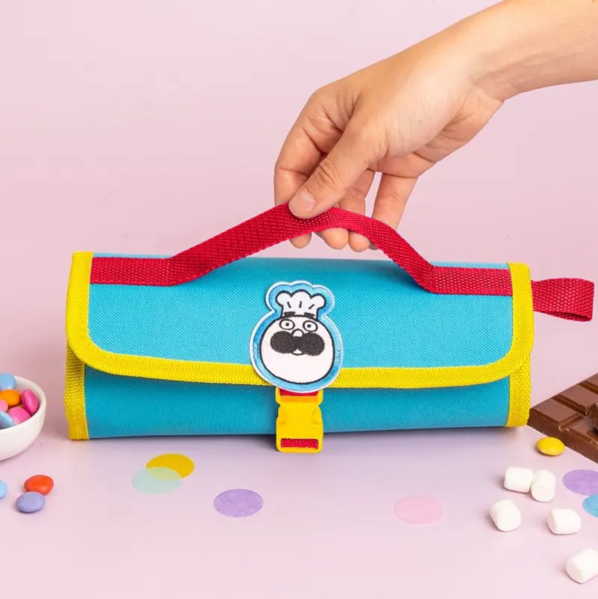 Trousse de cuisine et ses 5 ustensiles enfant — Chefclub Kids — Trousse & ustensiles — autre vue 4 | Appart 17 Bruxelles
