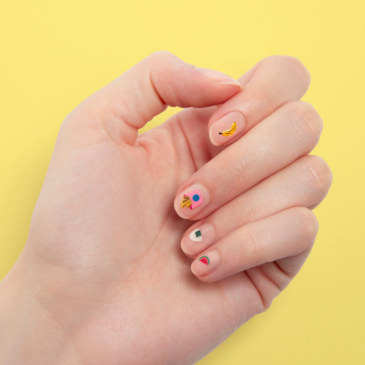 Nail art, 120 stickers pour ongles fluo — OMY — Yummy — autre vue 3 | Appart 17 Bruxelles