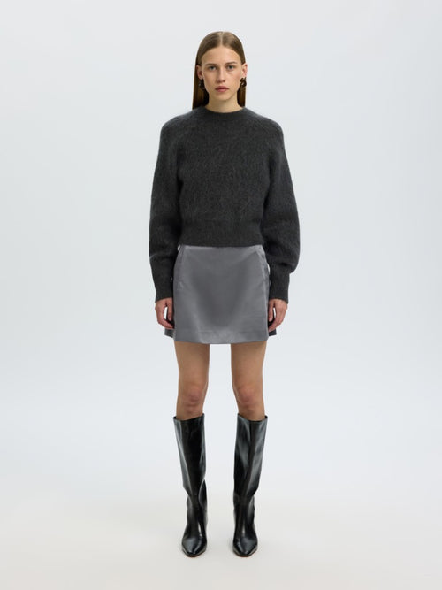 SLWATHENA Mini-jupe trapèze en satin de polyester recyclé — Asphalt