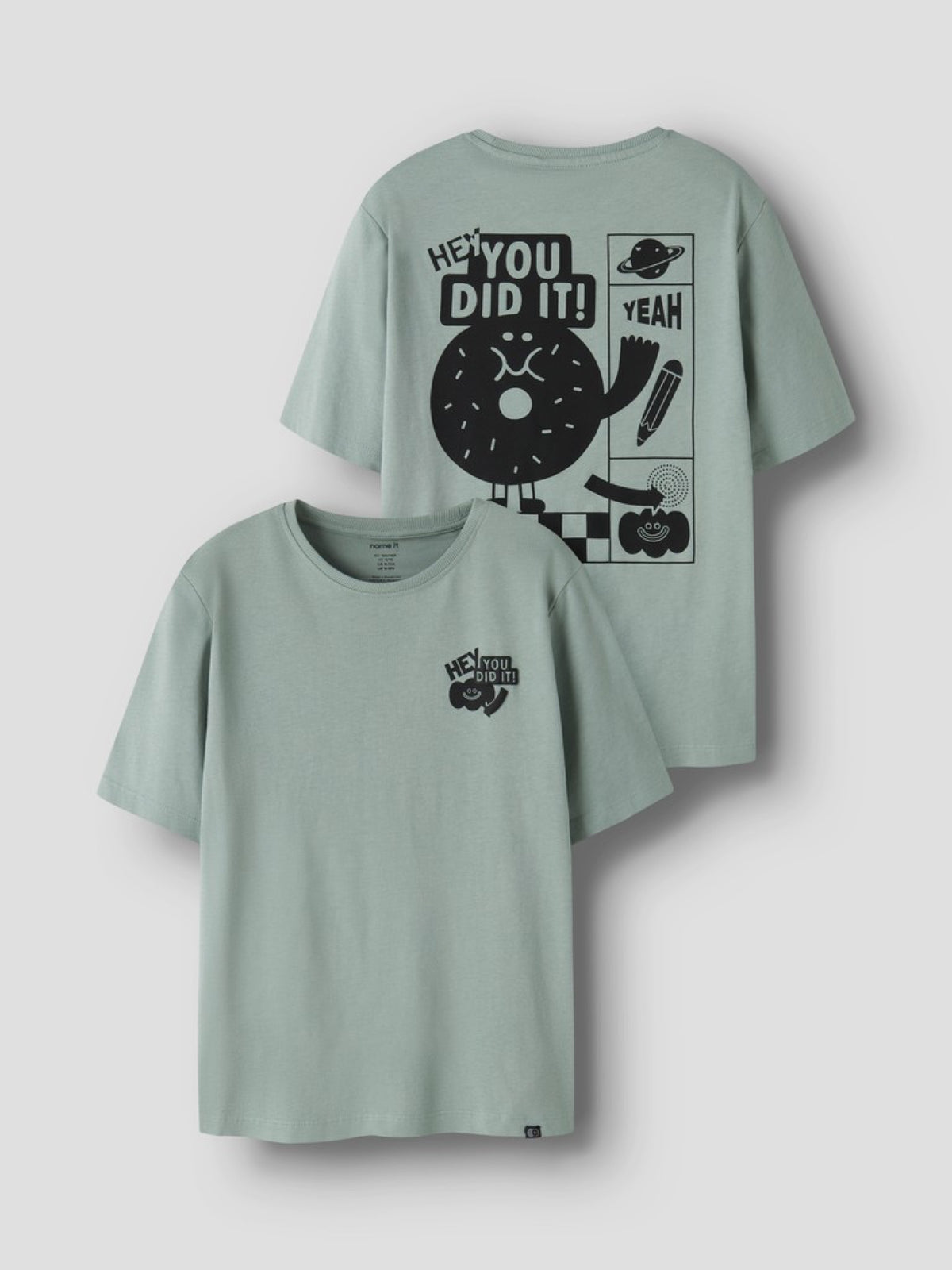 NKMKNASO T-shirt « You did it! » garçon — name it — Green Milieu — porté | Appart 17 Bruxelles