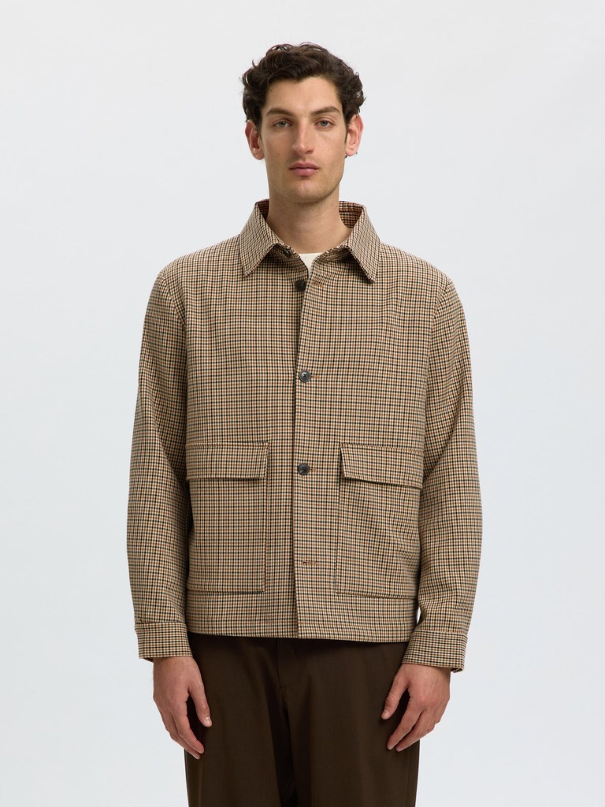 Selected Homme SLMREG-EZRA Blazer hybride à carreaux, coupe regular — Selected Homme — Monks Robe Checks — porté | Appart 17 Bruxelles