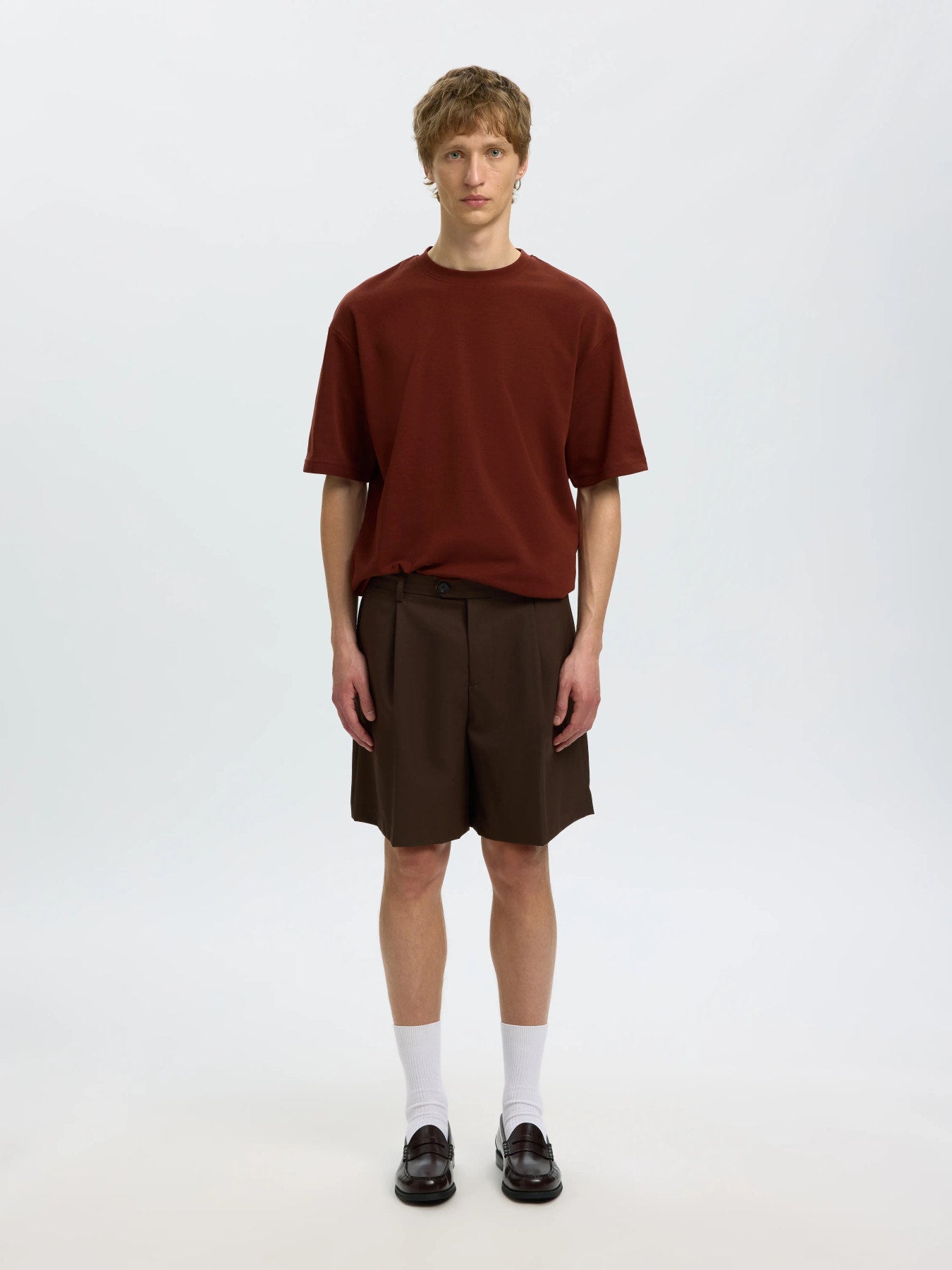SLMLOOSEOSCAR SS O-NECK TEE NOOS - F_16094143_M_5118012_Front Full.jpg