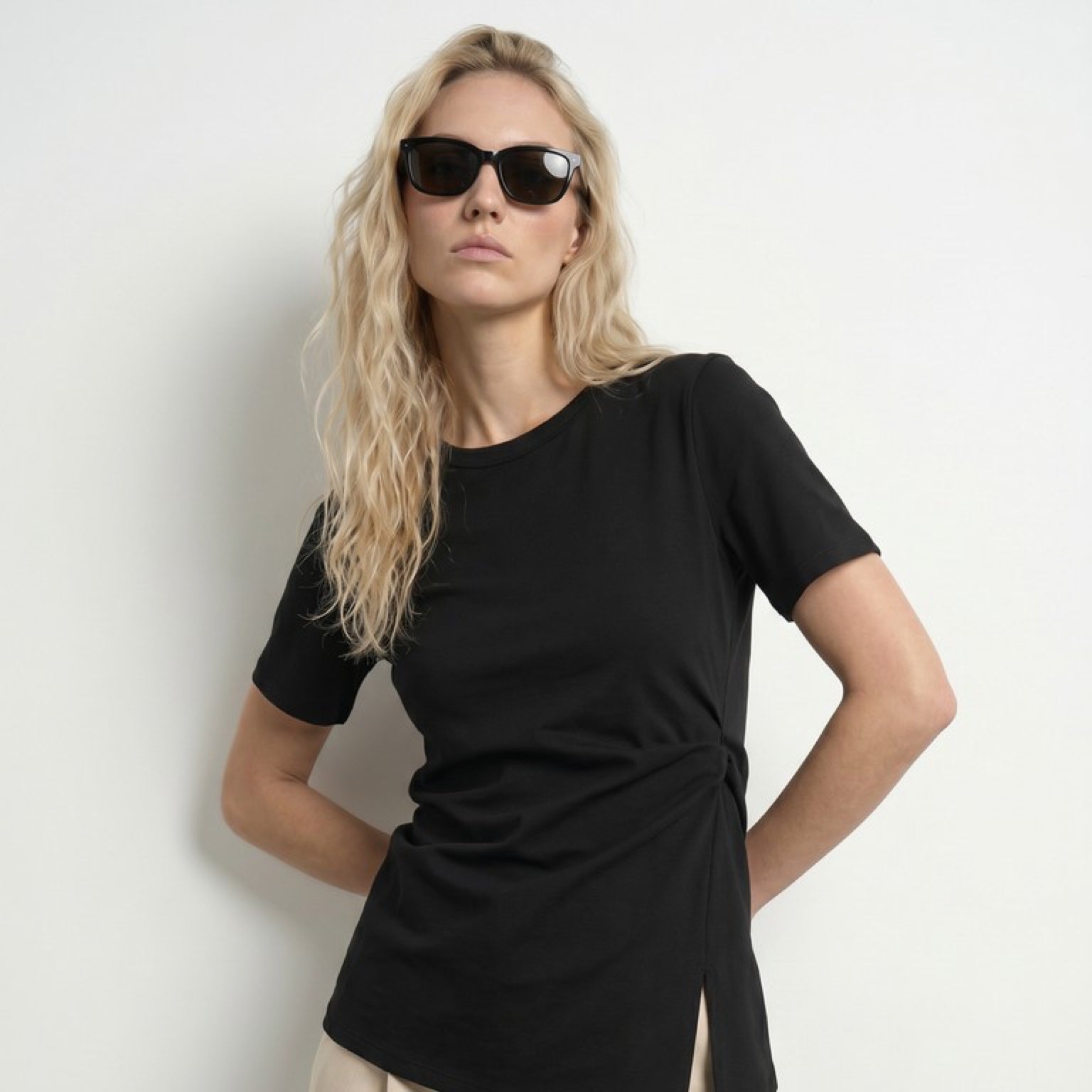 HDRIVA Top drapé Noir – HYPEDROP | Appart 17