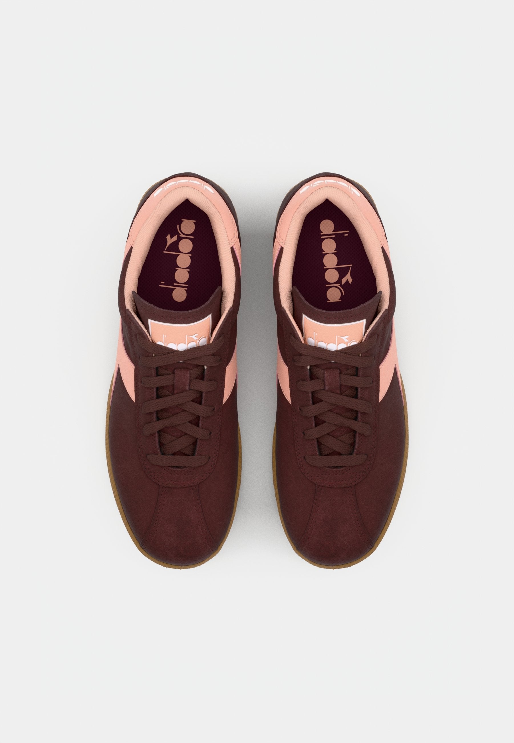 TOKYO — Diadora — vue de dos | Appart 17