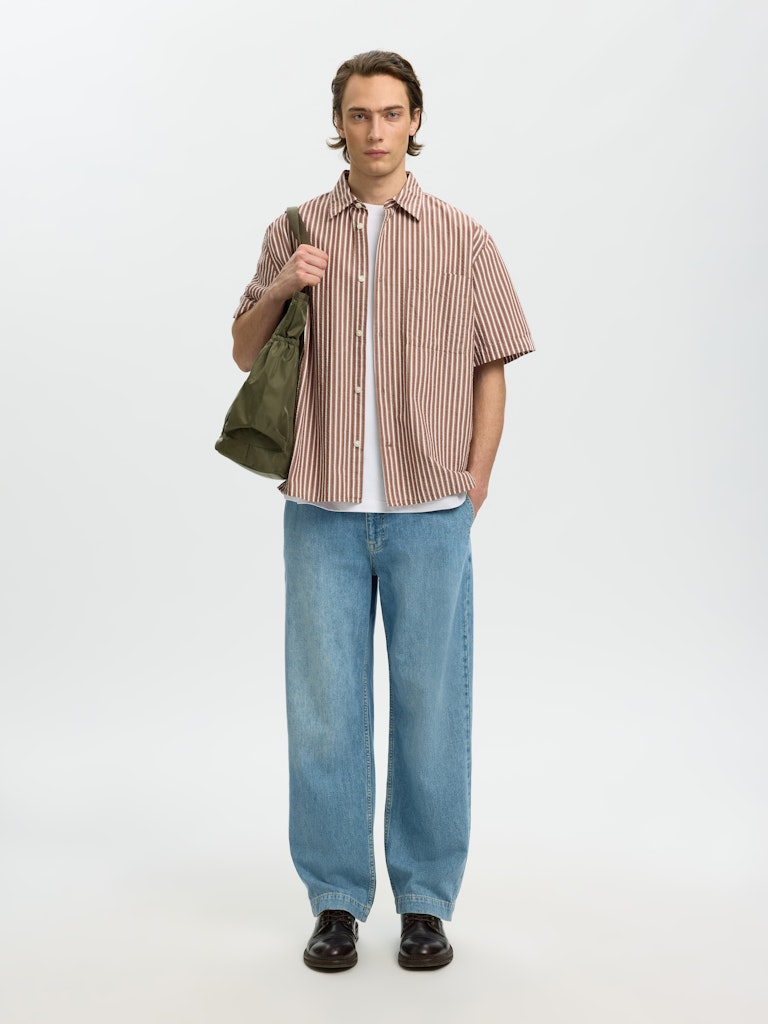SLHRLXSTUART SEERSUCKER SS SHIRT - SELECTED-MEN_Springsummer_5006755_16101353_6.jpg