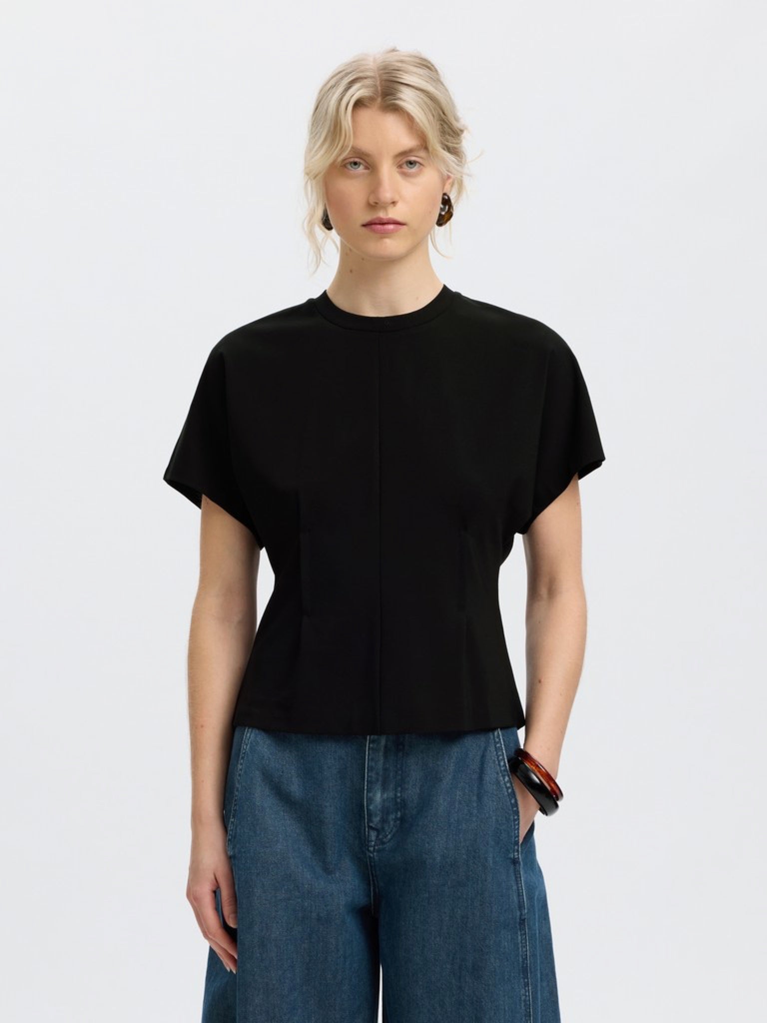 SLWERA Top — Black | Appart 17