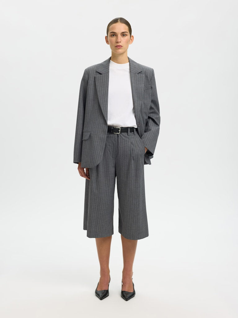 SLFTONIA HW LONG SHORTS - SELECTED-WOM_Springsummer_4938115_16100506_5.jpg