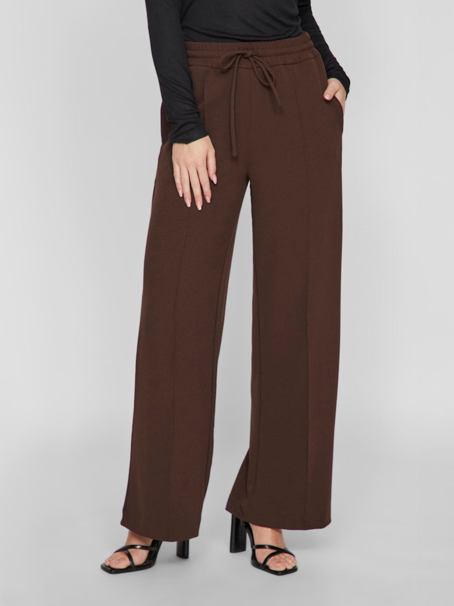 VICLUA Pantalon large taille haute Coffee Bean – VILA | Appart 17