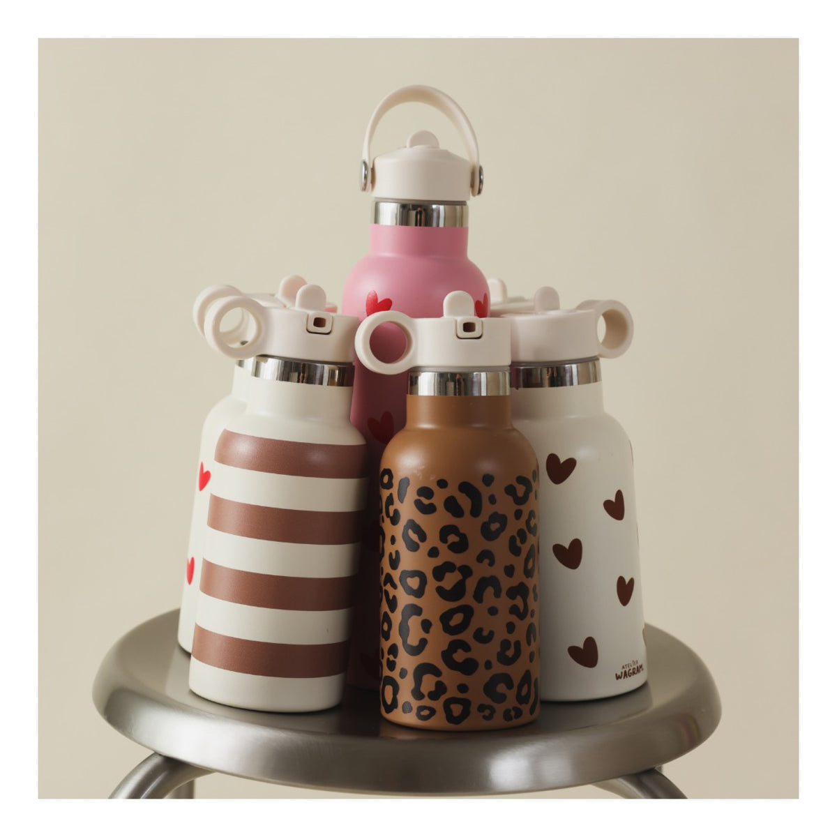 Gourde isotherme enfant 350 ml — Atelier Wagram — Rayures marron — autre vue 6 | Appart 17 Bruxelles