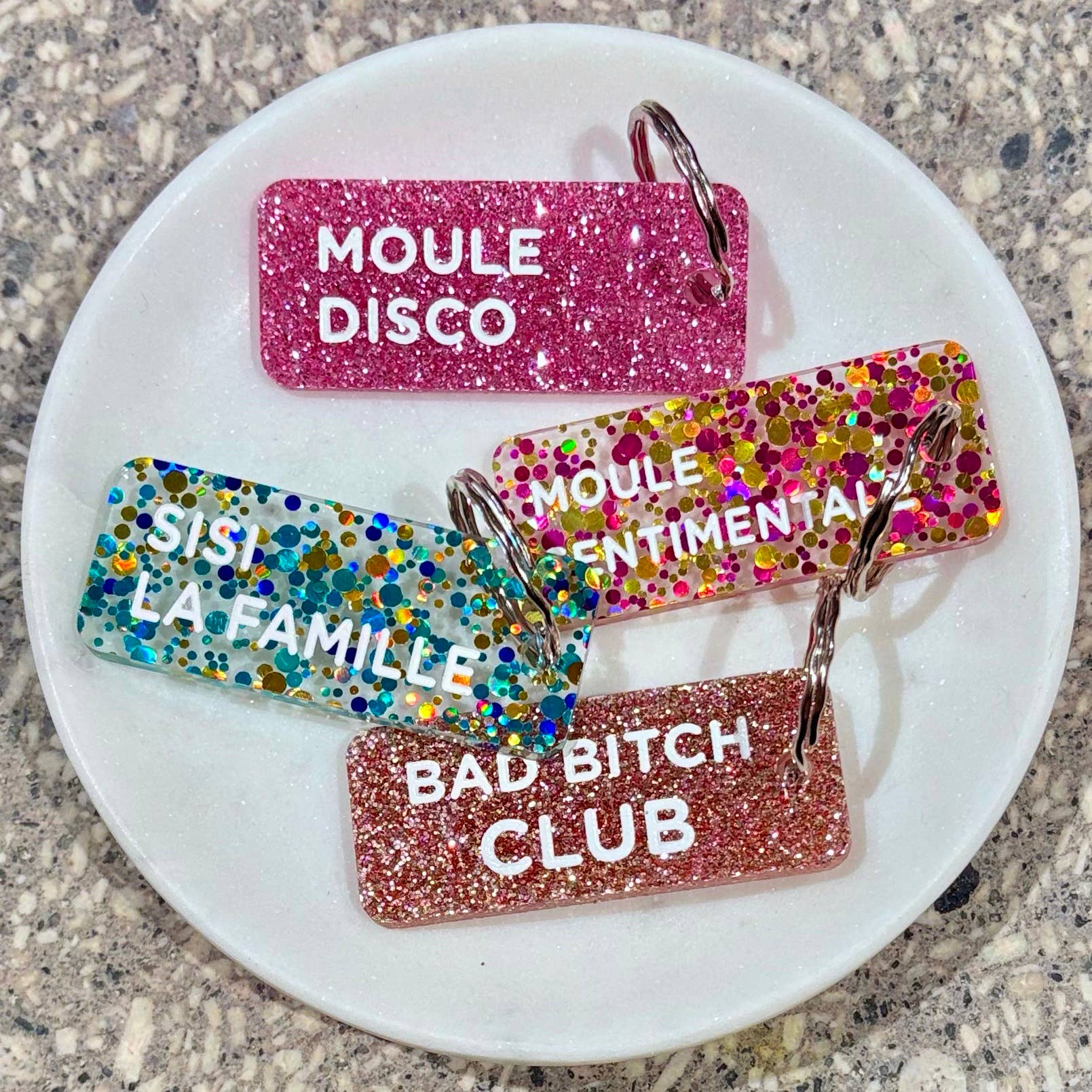 MOULE SENTIMENTALE Porte-clés à paillettes Plus de Love: Violet — Appart 17 Bruxelles