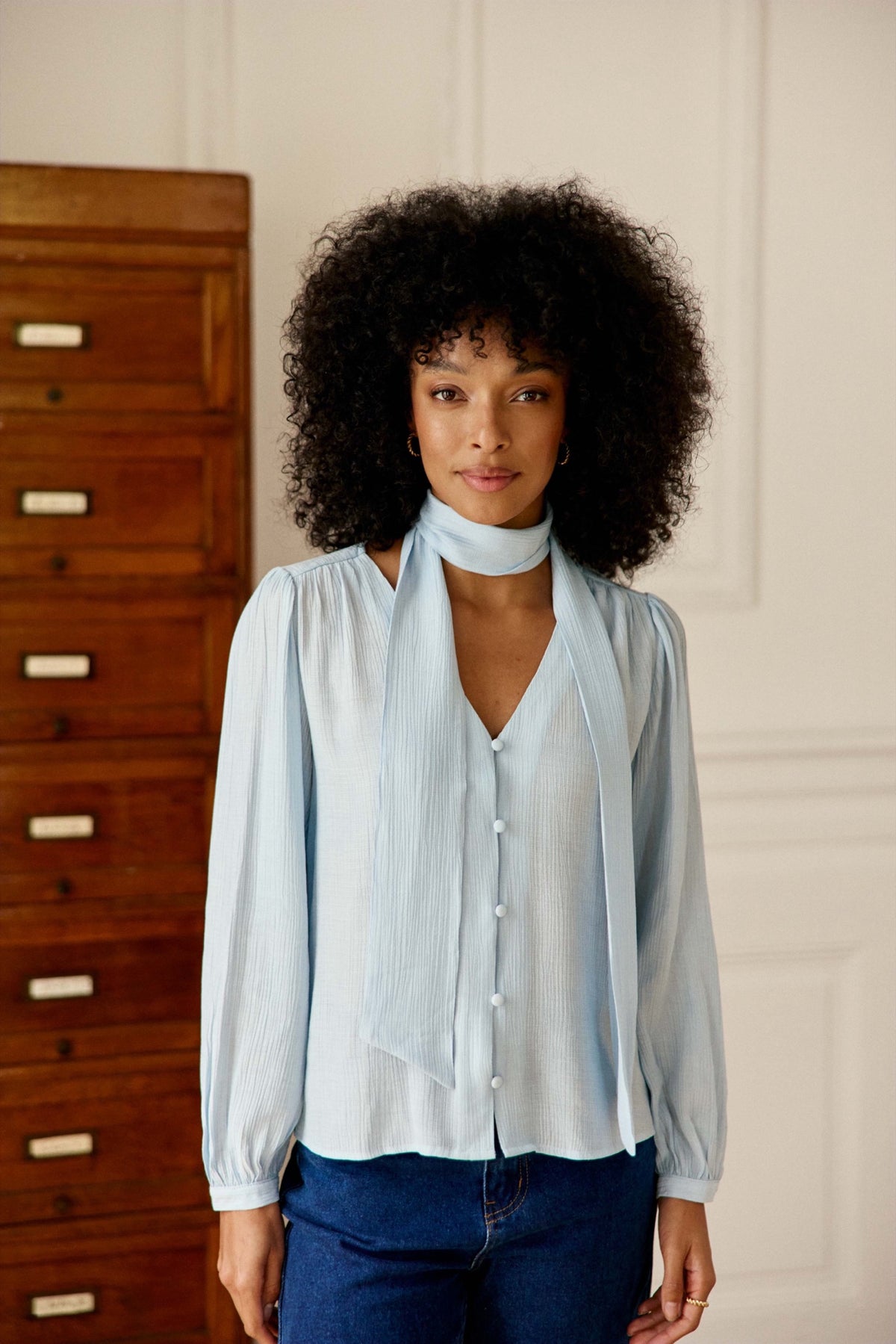 Blouse droite Bianca effet gaufré — Bleu ciel — vue 3