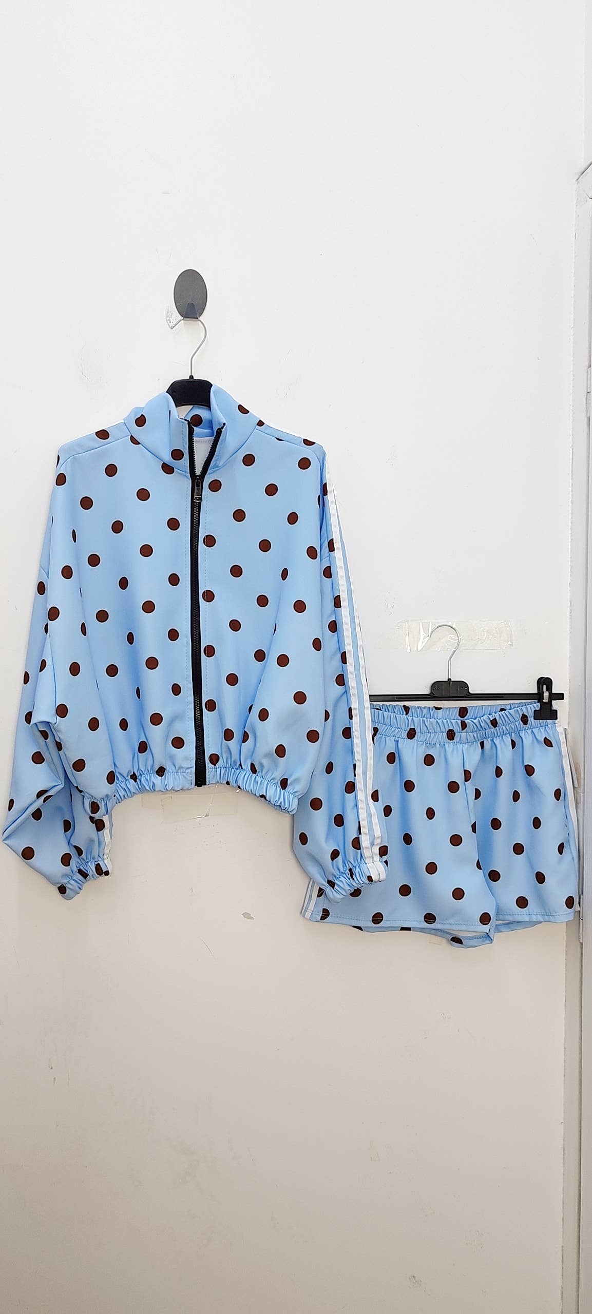 Ensemble veste et short à pois — Bleu ciel — BELLAVIE | Appart 17