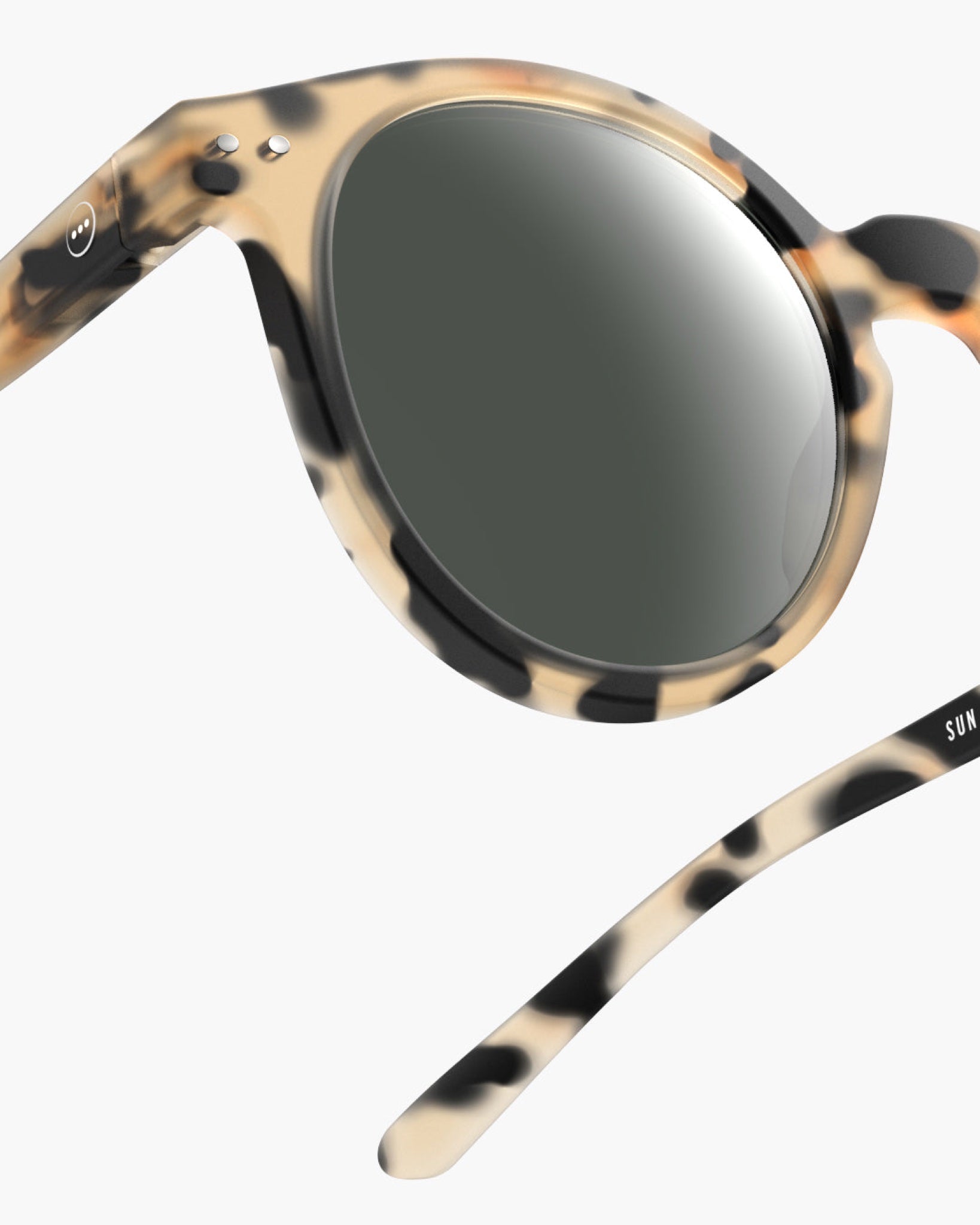 Lunettes de soleil rondes oversize #M Tortoise – Izipizi | Appart 17
