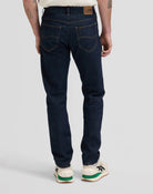 DAVID Jean regular tapered en denim selvedge 13,25 oz — Lee — Xion — porté 2 | Appart 17 Bruxelles