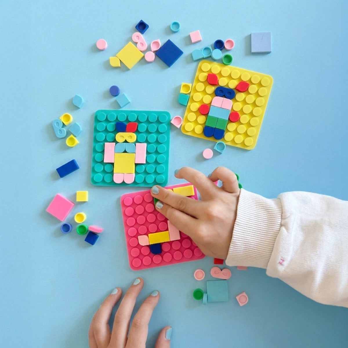 Silipop Pocket, jeu de mosaïque en silicone — SuperPetit — Rose — autre vue 4 | Appart 17 Bruxelles