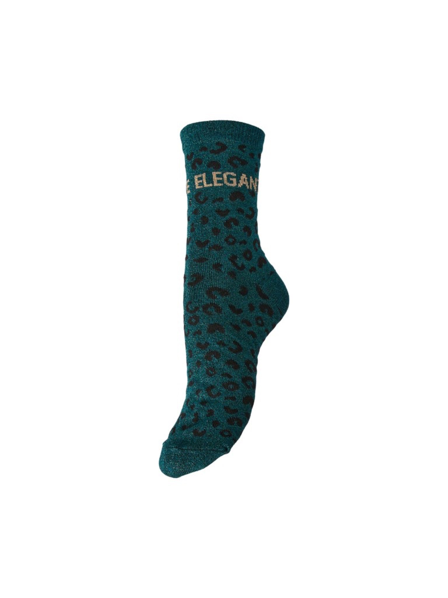 PCSEBBY Chaussettes pailletées léopard à slogan — Pieces — Shaded Spruce ELEGANTE — packshot | Appart 17 Bruxelles