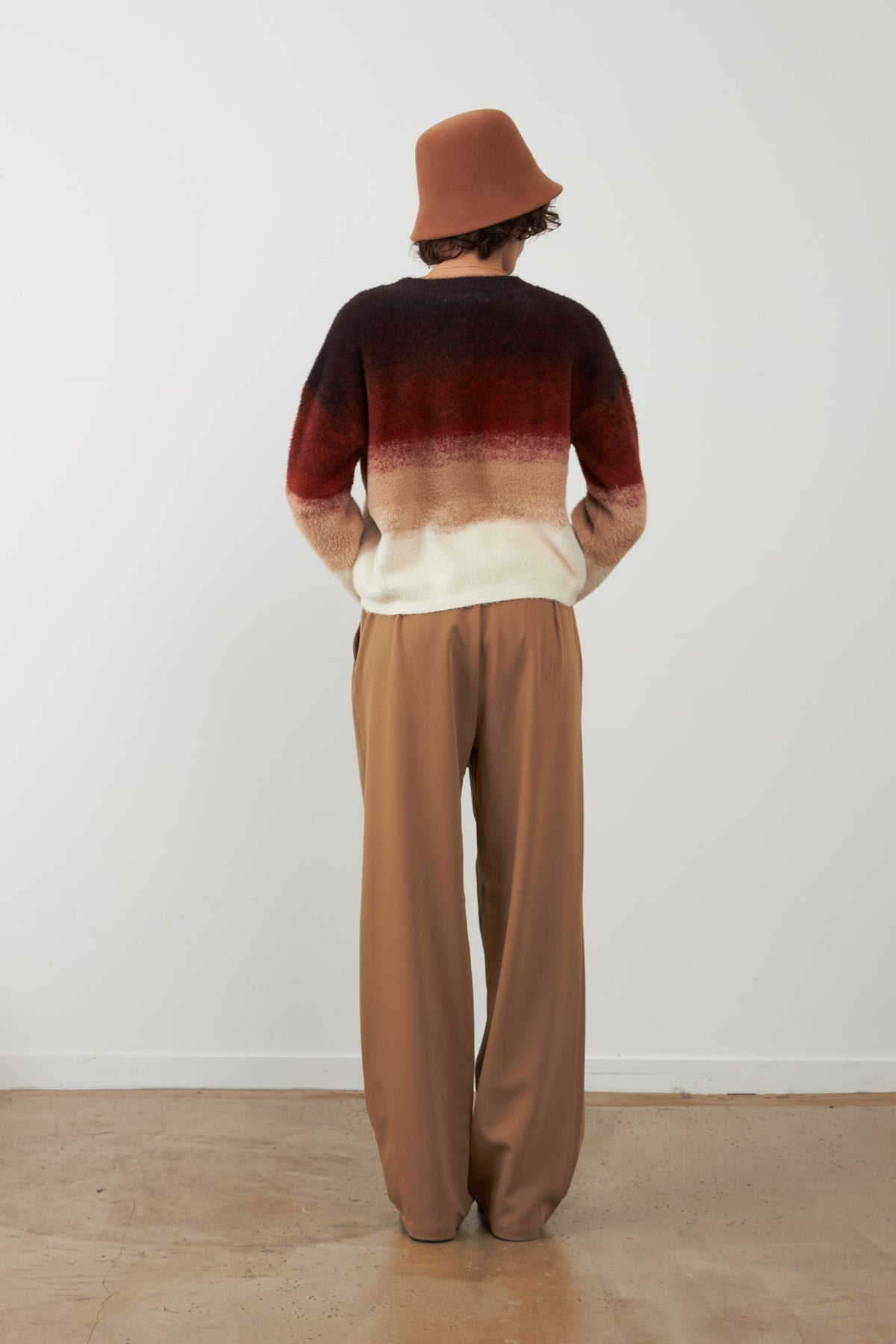 JOSEPHA Pull en maille nylon — Chocolat — vue 4
