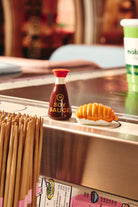 Fluid Market Sel & Poivre Sushi et sauce soja en céramique — Fluid Market — Orange & marron — en situation 2 | Appart 17 Bruxelles