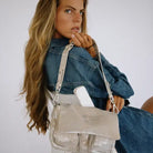 MAXKE - Sac à bandoulière et à bandoulière en cuir doré sable — Neuville — Cardigans & Gilets — Appart17