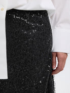 SLWOLINA Jupe midi à sequins voilée de tulle, perles — Selected Femme — Black — détail des sequins 5 | Appart 17 Bruxelles
