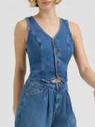 Combinaison Lee DAPPER en denim Torrential — détail du bustier boutonné | Appart 17