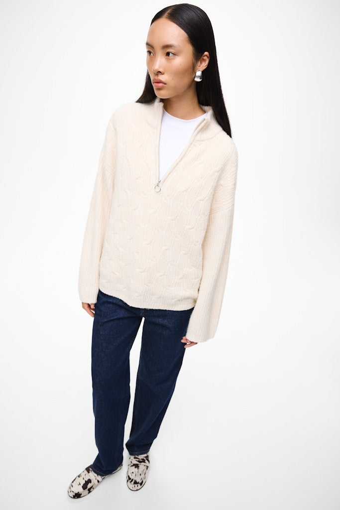 VILASSIA Knitted Top Collar Top