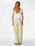 PCBILLO Jeans Barre Fit Denim — Pieces — détail | Appart 17