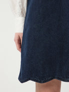 YASSCALLOP Robe Jeans Femmes Courte V-Neck — YAS — détail | Appart 17