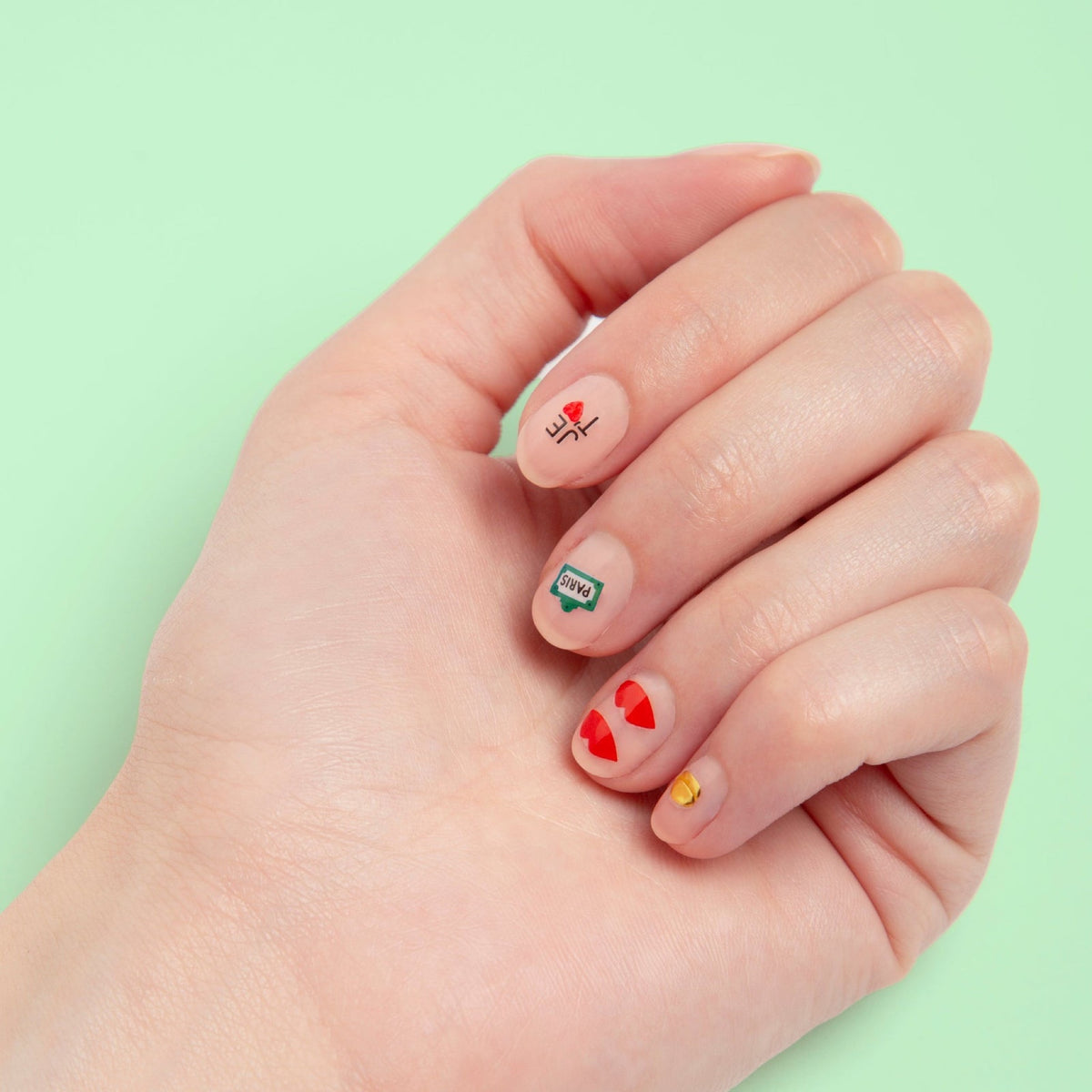 Nail art, 120 stickers pour ongles fluo — OMY — Paris — autre vue 3 | Appart 17 Bruxelles