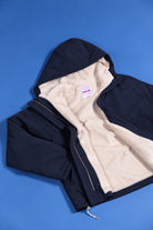 GUZMANIA Parka — Laure plus Max — Bleu foncé — à plat, doublure en fausse fourrure | Appart 17 Bruxelles