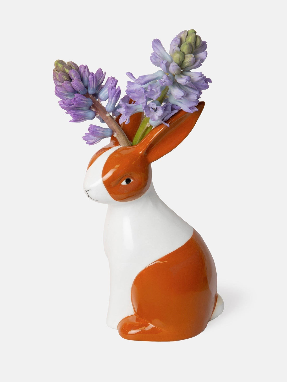Vase lapin Forest en céramique, taille M — DOIY — Roux et blanc — mis en scène 3 | Appart 17 Bruxelles