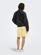 JDYRAYE Bomber oversize effet cuir — Noir — vue 6