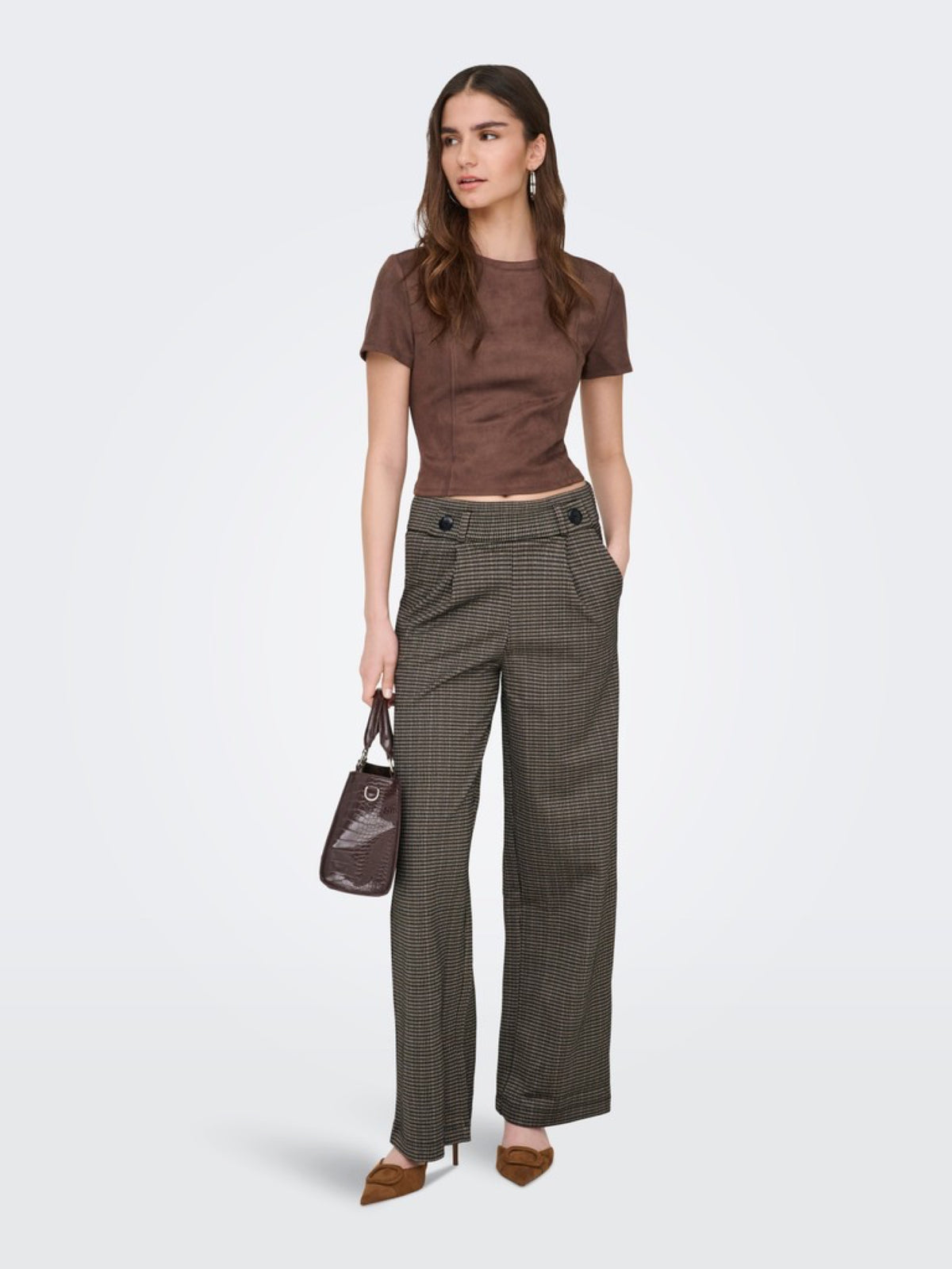 JDYGEGGO Pantalon large à carreaux taille haute — JDY — Cobblestone MINI CHECK — porté 3 | Appart 17 Bruxelles