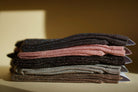 Chaussettes « Gossip Girl » pailletées — Félicie Aussi — Anthracite pailleté — vue 3 | Appart 17 Bruxelles