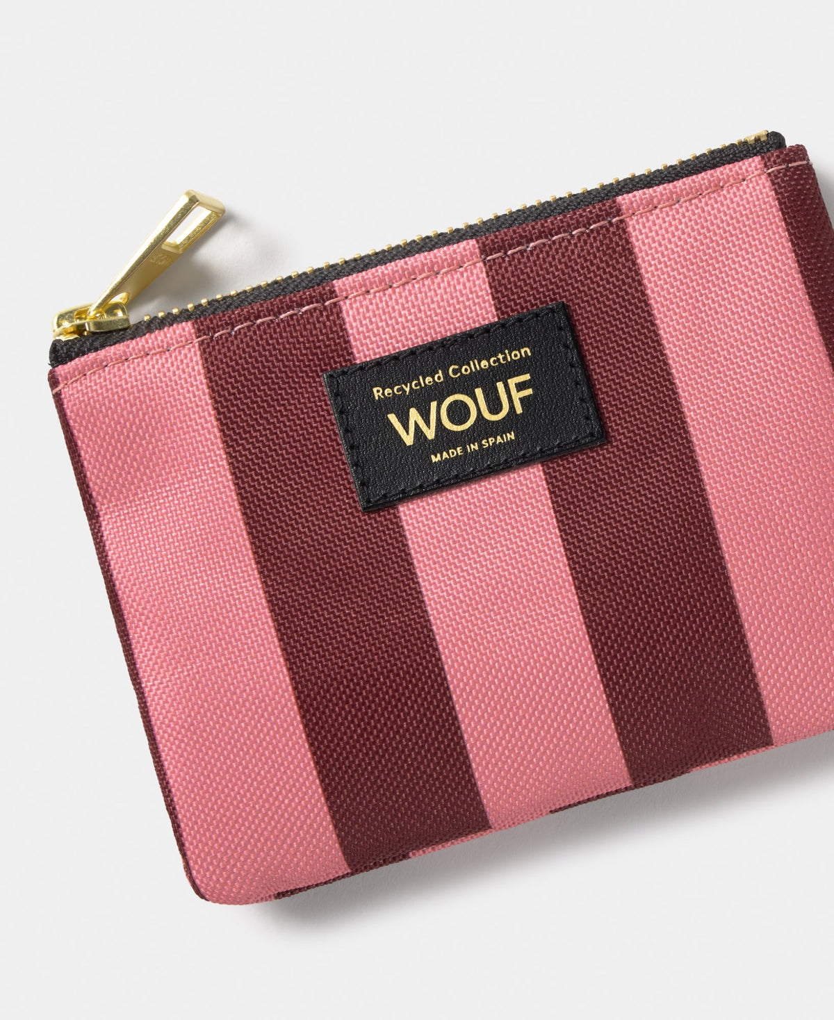 Petite pochette zippée en polyester recyclé — Wouf — Sophie — détail 2 | Appart 17 Bruxelles