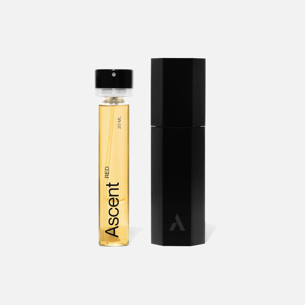 Ascent Starter Pack Étui rechargeable en aluminium + extrait de parfum 20 ml — Ascent — Red — packshot, recharge et étui noir | Appart 17 Bruxelles